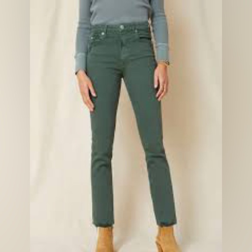 Amo Chelsea Crop in evergreen size 28